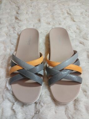 Vionic Dava Slip On Arch Support Sandals Gray Orange Straps Womens 8 M Leather